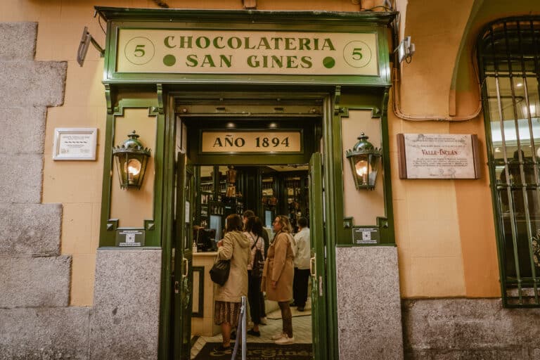 Restaurant & Rooftop Bar Empfehlungen in Madrid mit Insider Tipps